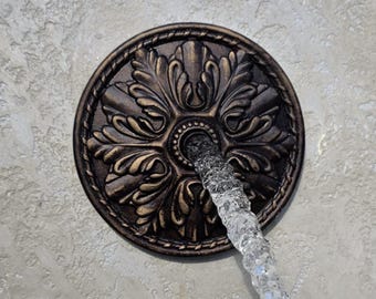 JUEGO DE 2 ARTÍCULOS Roseta de piedra fundida de 6'' para piscina, surtidores de agua, emisor de fuente de pared, fuente de agua