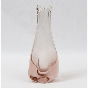Zelezny Brod Sklo 9&quot; Vintage Art Glass Vase Pale Pink Czech Bohemian