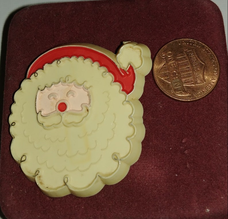 Vintage Hallmark Santa Claus Pin