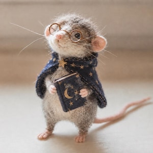Needle Felt Mouse Figurine, Storybook Mouse Collection, Cottagecore Animal Decor, Handmade Wool Miniature Gift