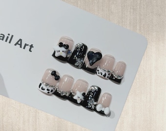Korte Duck Bill melkachtig wit Hello Kitty-stijl pers op de nagels, Franse melkpatroon handgemaakte kunstnagels, verwijderbaar Amerikaans schip