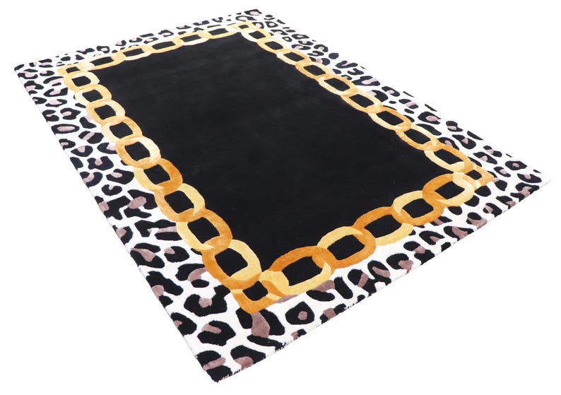 Hand Tufted Wool Tencel Rug: Leopard Print Chain Border Area Carpet image 3
