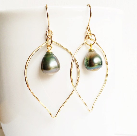 Earrings Doree tahitian pearls earrings mini lotus hoop | Etsy