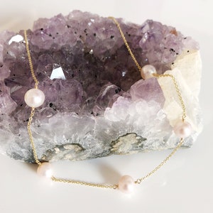 Necklace SIENNA - pearls necklace - tin cup necklace - white pearls necklace (N292)