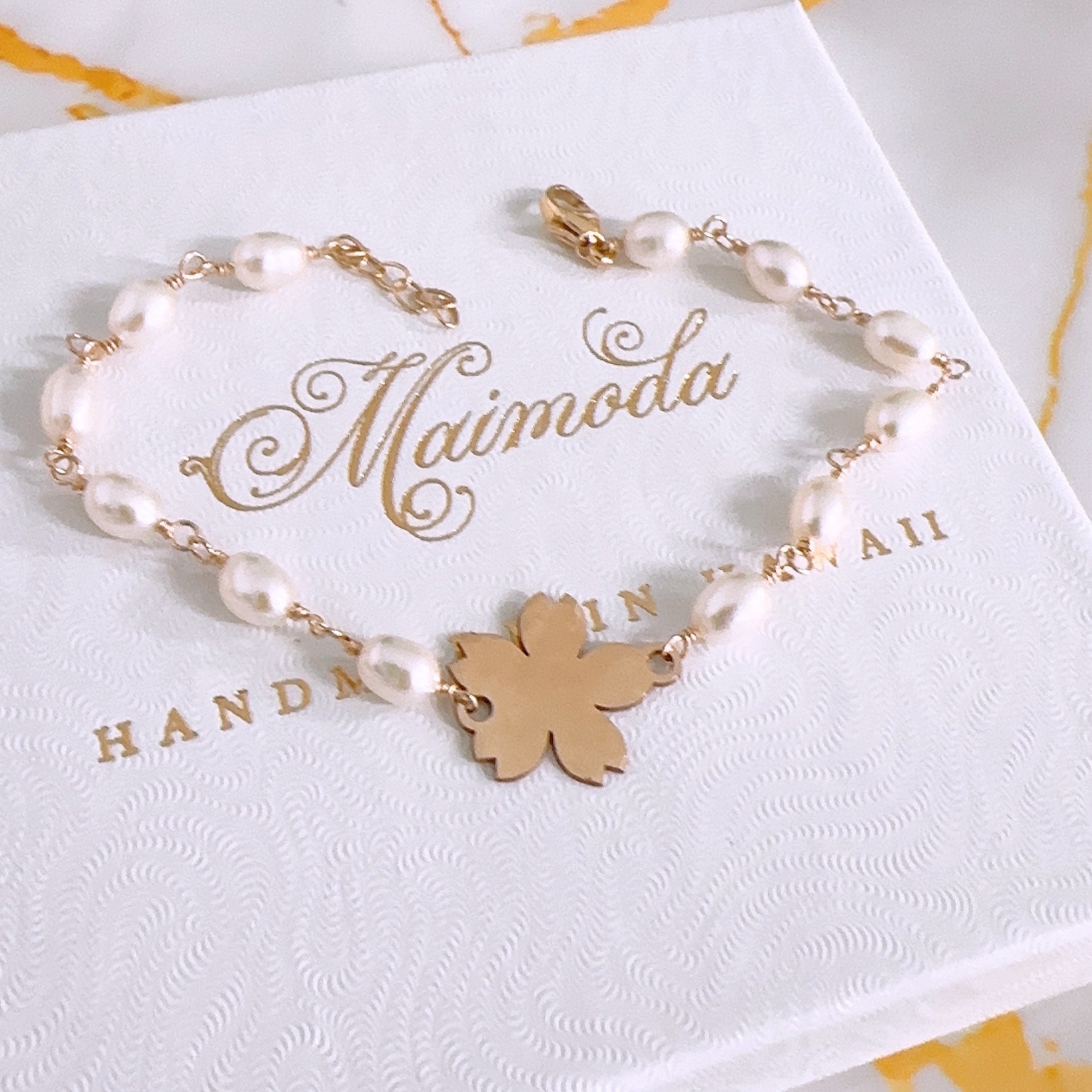 Sakura Bracelet - Etsy