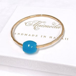 Handmade Blue Jade Bead Bangle: Hawaiian Style Jewelry