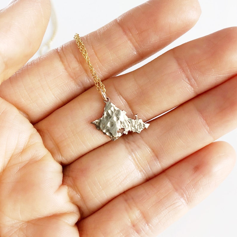 Oahu Charm Necklace Hawaiian Island Necklace Oahu Jewelry Etsy