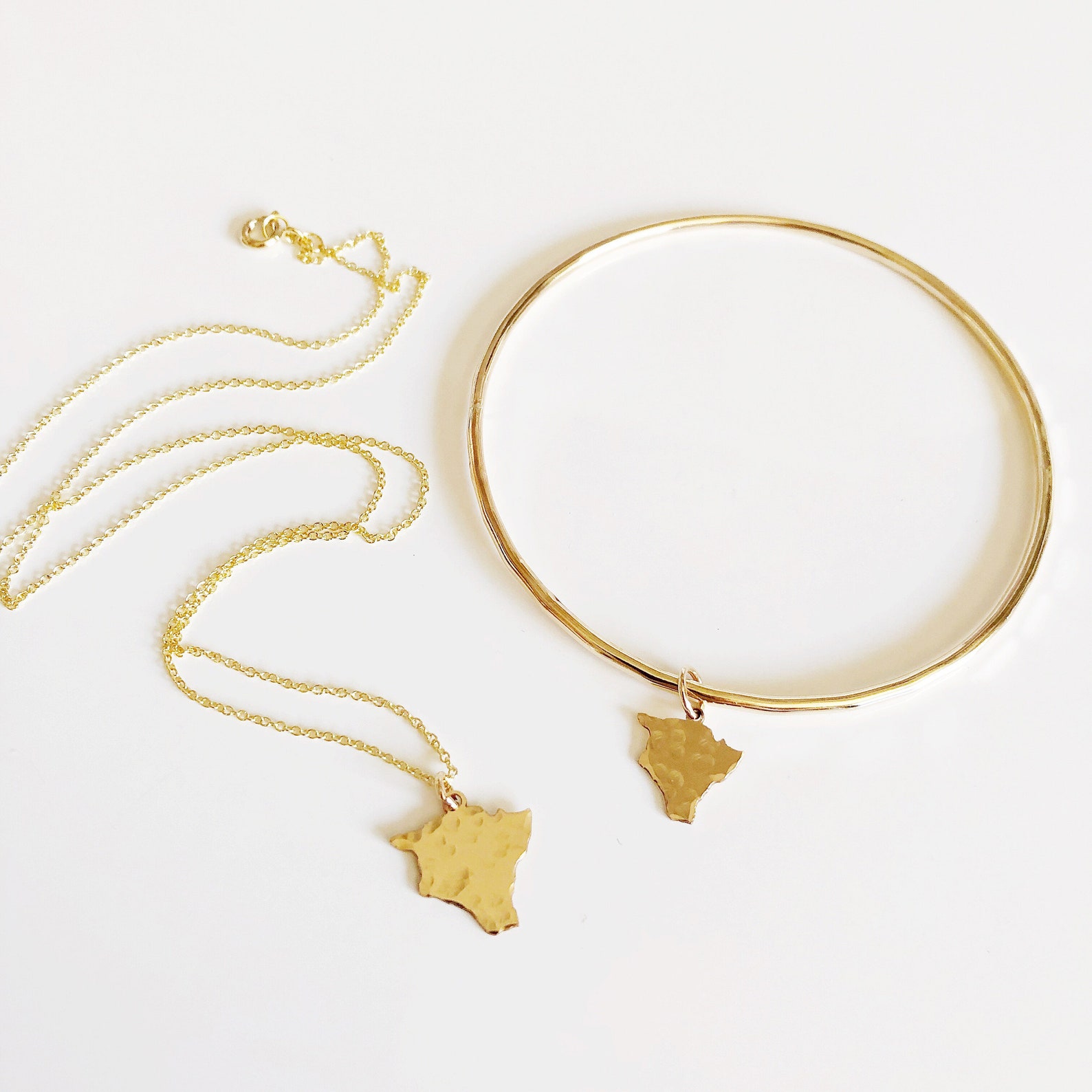 Big Island Charm Bangle Hawaiian Island Jewelry Big Island Etsy