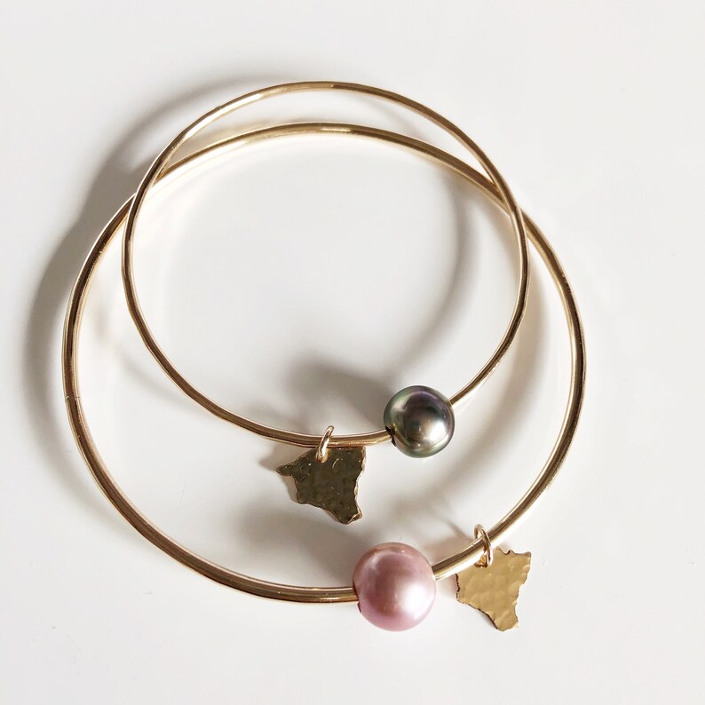 Oahu Charm Bangle Tahitian Pearl Bangle Hawaiian Islands Etsy