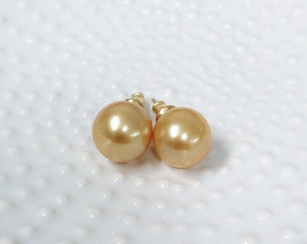 Earring MOMI - Golden south sea pearl stud earrings - gold south sea stud (E526)
