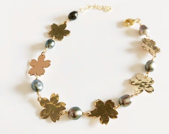Bracelet LALAPUA - Cherry blossom bracelet - keshi tahitian pearls bracelet - cherry blossom jewelry (B379)
