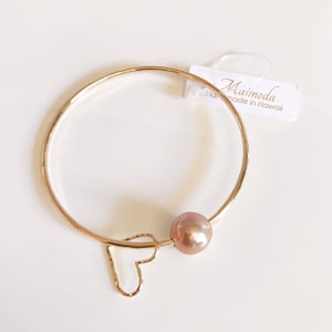 Bangle Noe - Edison Pearl bangle- gold pearl bangle - Edison pearl bracelet- Bridesmaid gift- Hawaiian jewelry  (B187)