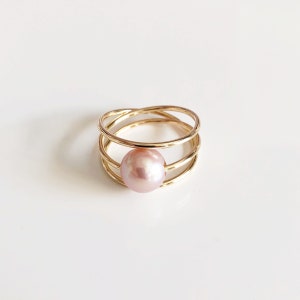 Ring LOELA - pink pearl ring - wrapped ring - pearl ring (R187)