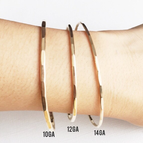 Shaka charm bracelet top