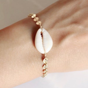 Armband RIRI - kauri-armband - schelparmband (B426)