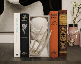 Clawed Mutant Book Nook Comic Hero Shelf Insert 3D Printed Action Decor