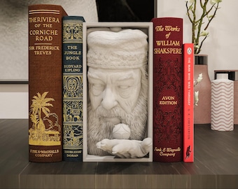 Wise Headmaster Book Nook Magical Wizard Shelf Insert 3D Printed Fantasy Decor