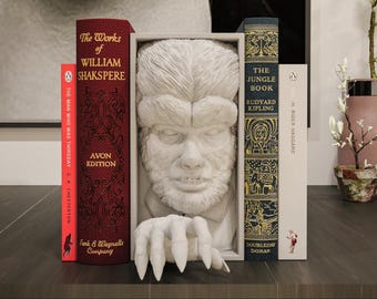 Werewolf Book Nook Dark Horror Creature Shelf Insert 3D Printed Gothic Decor