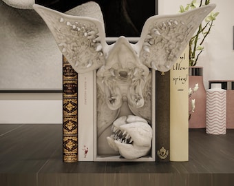 Horror Monster Book Nook Dark Creature Shelf Insert 3D Printed Sci-Fi Horror Decor