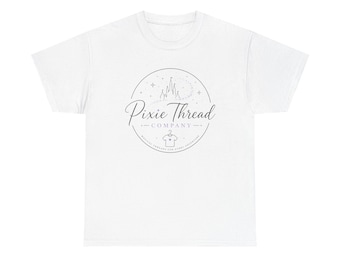 Pixie Thread Co-logotyp T-shirt | Officiell märkeströja
