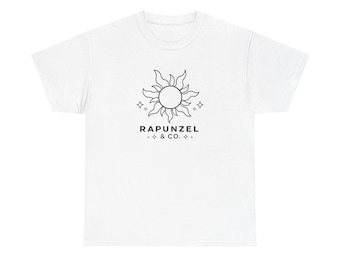 Camiseta com o logo da Rapunzel & Co., design celestial minimalista.