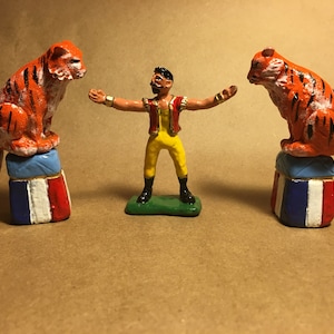 Big Cat Circus Trainer Toy Soldier Miniature 54mm Cast metal