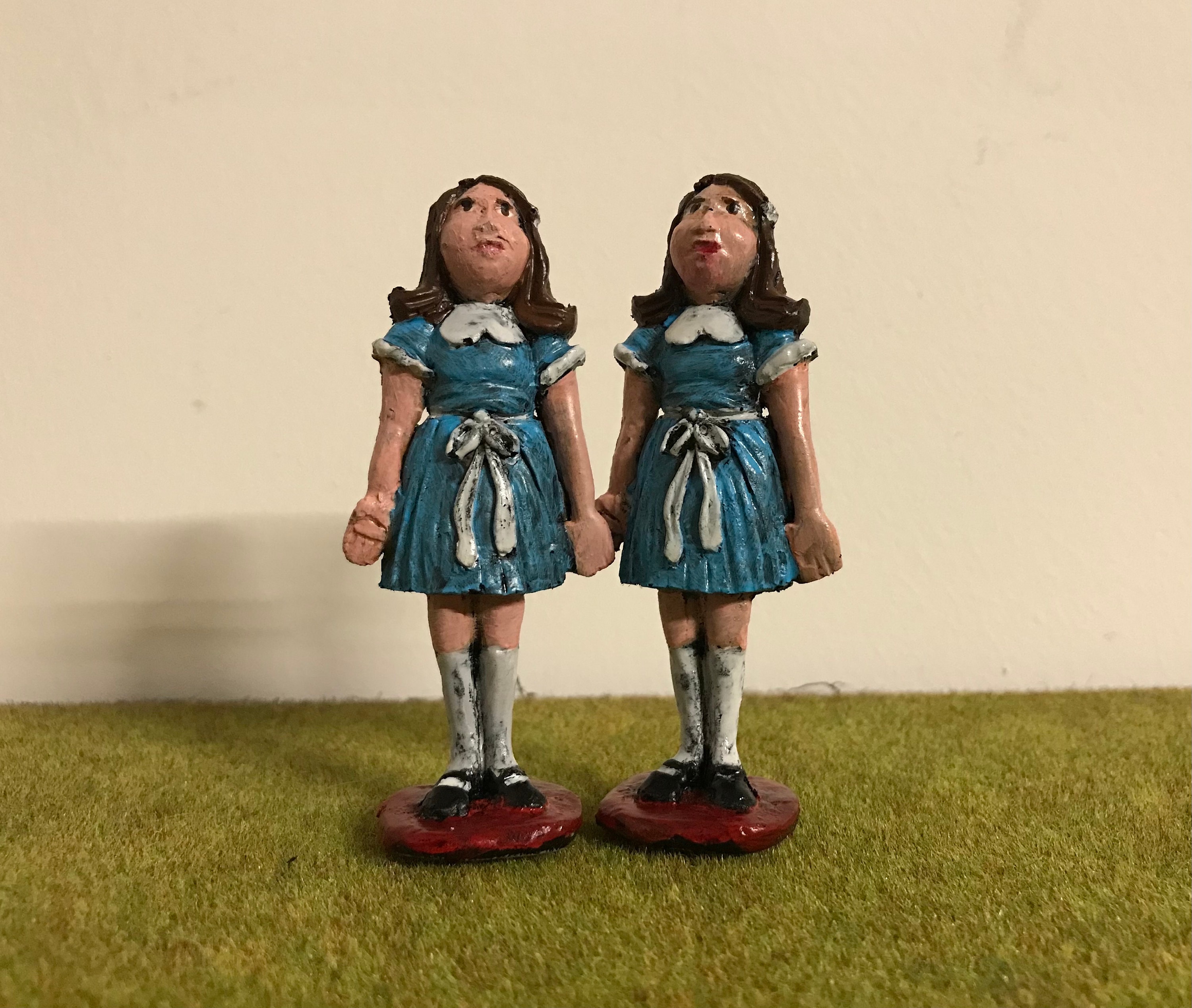 その他 GRADY TWINS STATUE The Shining': Creepy Grady Twins Statue from Medicom Wants