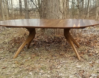 Walnut Walking Extension Table © 2017 60in to 84in