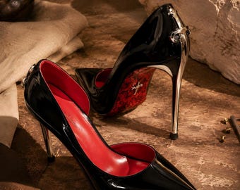 Schwarze Lack Pumps, Silber Stiletto Heels, Rotes Futter High Heels, Damen Kleid Schuhe für Büro Party Reise Hochzeit Outfit