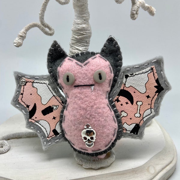 Pink gray ghost bat felt ornament, Halloween bat decor, felt decor bat, hanging vampire bat, wildlife rescue, bat fang, textile bat