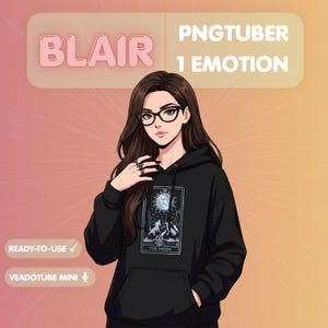Pode incluir: Uma ilustração digital de uma personagem chamada Blair, um PNGtuber com uma emoção. A personagem tem cabelos castanhos compridos, usa óculos pretos e um capuz preto com um gráfico da carta de tarot A Lua com uma lua crescente e lobos.
