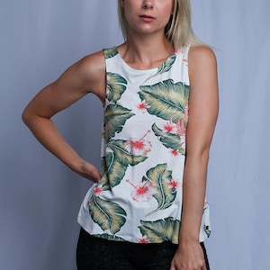 Roxy Women's Floral White With Knit Back Sleeveless Tank Top (S10) Gift