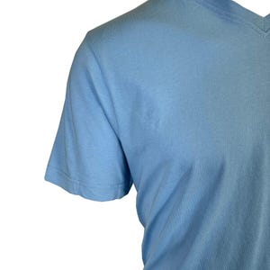 Tommy Bahama Men's Breaker Blue T-Shirt V-Neck Bali Skyline Orange Logo (S52) Gift image 8