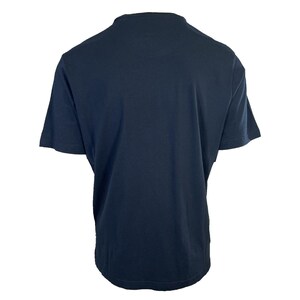 T-shirt girocollo da uomo Tommy Bahama blu navy con logo Bali Skyline blu (S53) - Regalo immagine 3