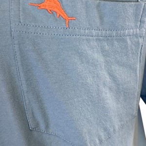 Tommy Bahama Men's Breaker Blue T-Shirt V-Neck Bali Skyline Orange Logo (S52) Gift image 7