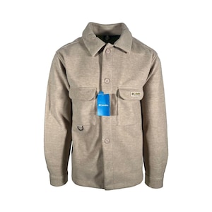 May include: A beige long-sleeve button-up shirt featuring a fold-down collar, two chest pockets with flaps, and a small Columbia brand tag on the right pocket. A blue Columbia brand hang tag is attached to the center button placket.