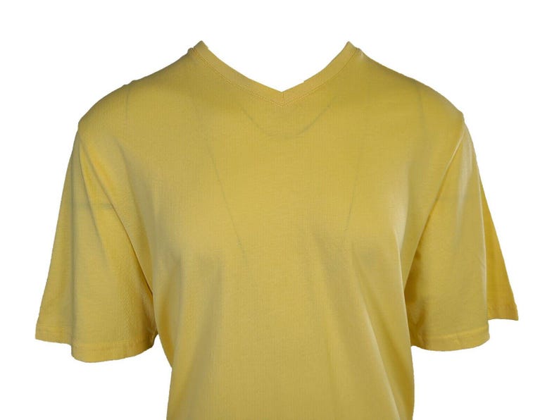Tommy Bahama Men's Radiant Sun T-Shirt Solid V-Neck Bali Skyline Tee (S40) Gift image 4