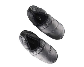 Bench Men's Charcoal Heather Puffer Slippers with Rubber Sole FiberFill (S01) Gift