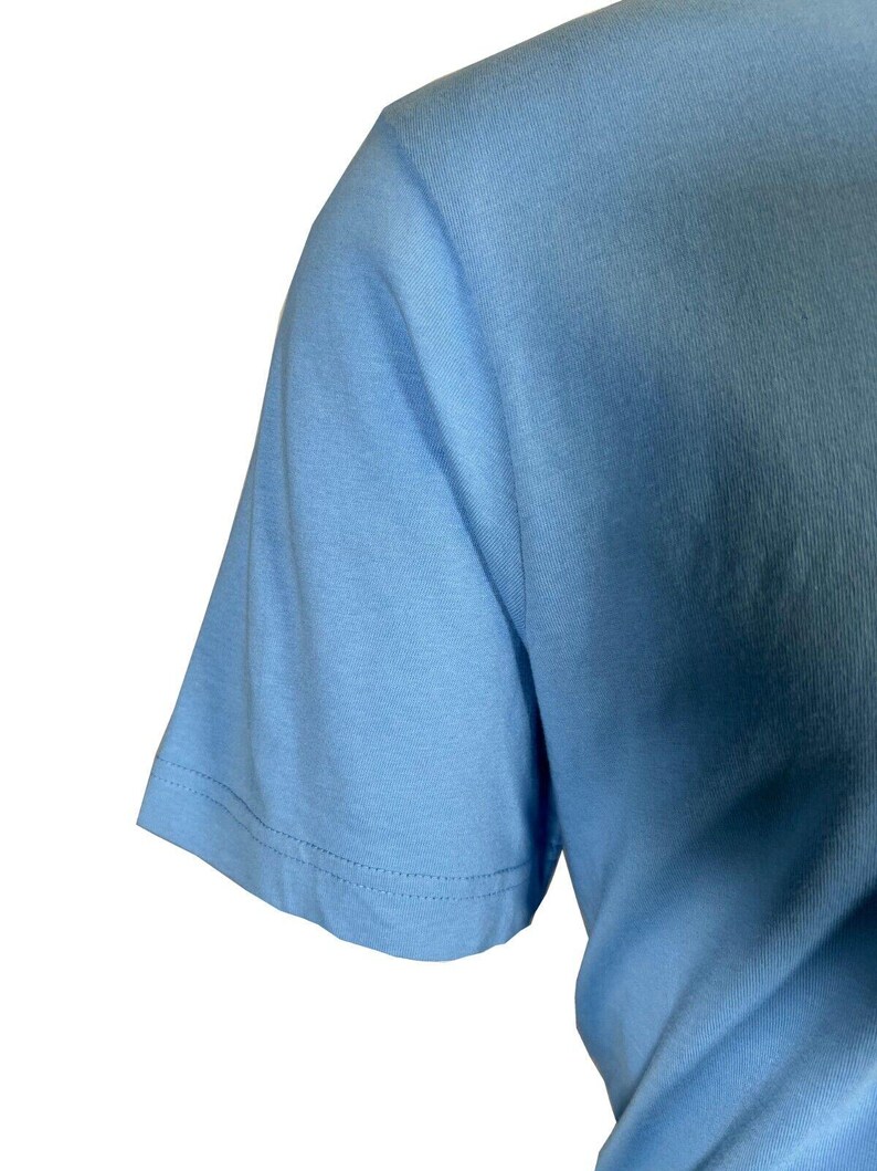 Tommy Bahama Men's Breaker Blue T-Shirt V-Neck Bali Skyline Orange Logo (S52) Gift image 10