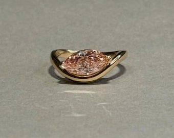 2,50 CT rosa marquiseslipad diamantring, IGI-certifierad, 14K gult guld, minimalistisk förlovningsring, unik solitär diamantring