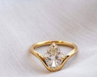 2.50 CT Oval Cut Lab Grown Diamond Ring, Modern V Band Solitaire Ring, Minimalist Gold Ring, Unique Bridal Jewelry, IGI Certified Diamond