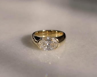 3,00 CT ovalslipad diamantring i labbodlad form, förlovningsring med bezelinfattning, minimalistisk solitärring, IGI-certifierad, ring i 14K gult guld