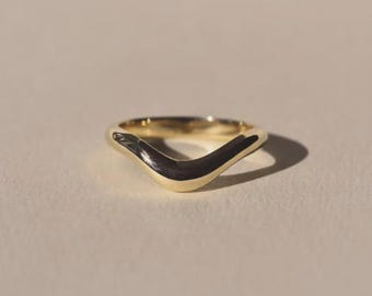 V Shape Gold Ring, Minimalist Chevron Band, Curved Wedding Band, Stackable Gold Ring, Contour Ring, Dainty Anniversary Gift for Her