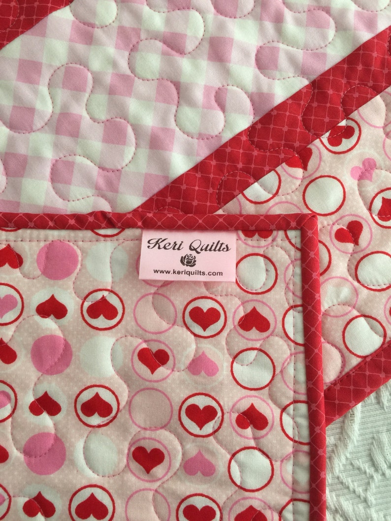 Valentine Table Runner Quilt, Hearts, Pink, Red, Handmade Quilt image 5