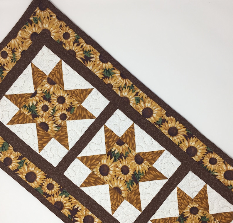 Leaves Tan Brown Handmade Sawtooth Green Fall Autumn Quilt Sunflowers Sunflower Table Runner Quilt White Yellow