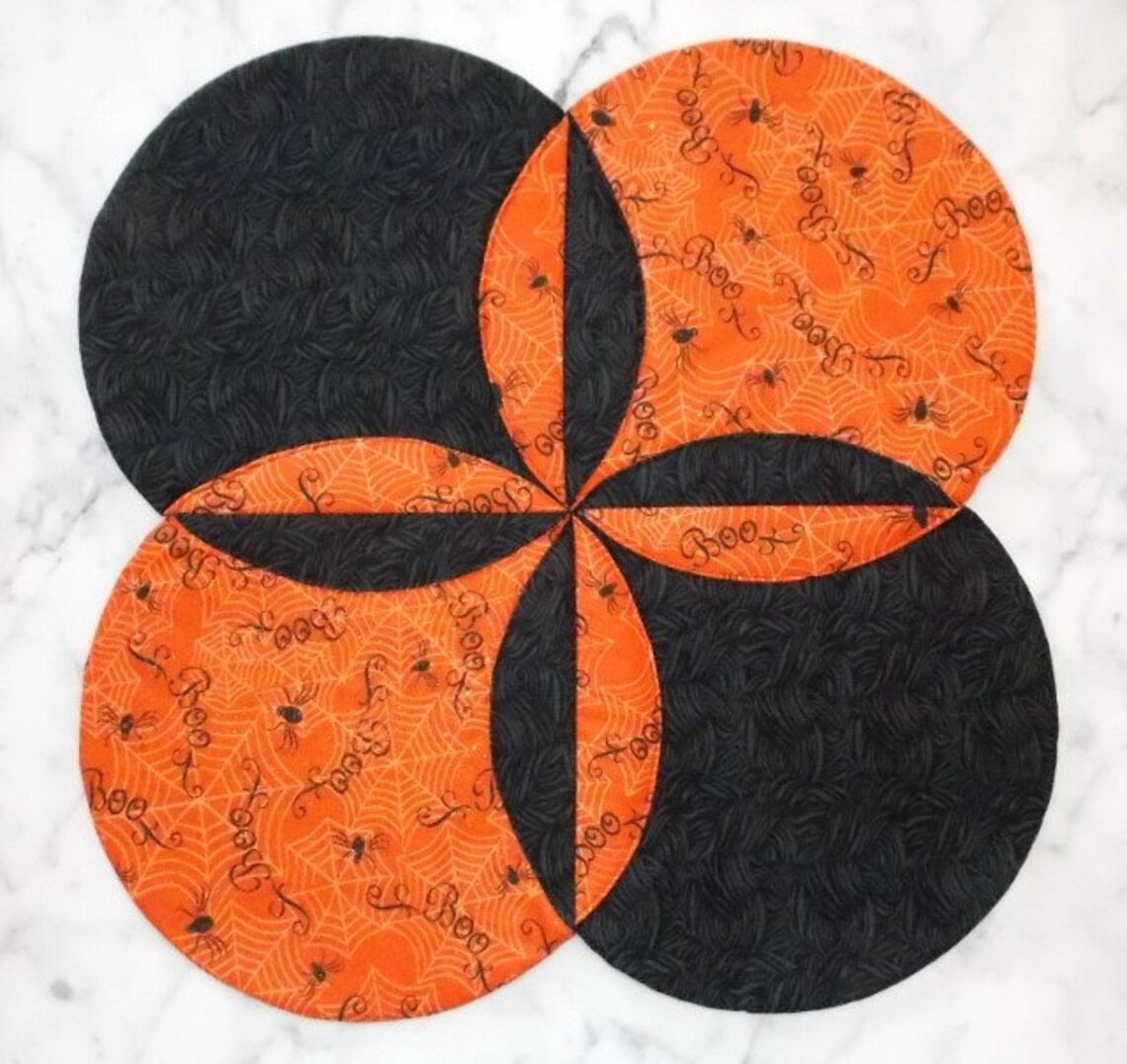 Halloween Table Topper Runner Quilt Etsy