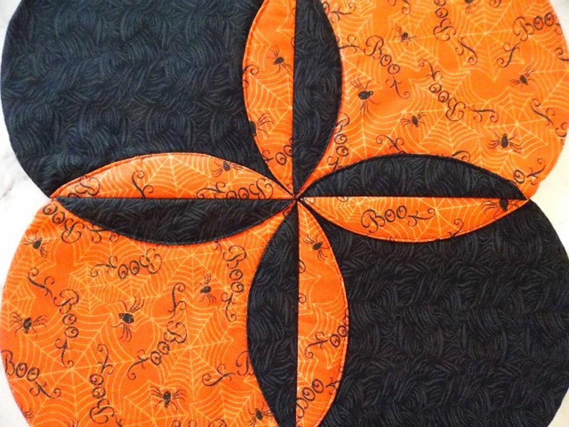 Halloween Table Topper Runner Quilt Etsy