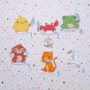 Canard Tenant Couteau Hand Cut Stickers | | autocollant Frog Goose Stabby Crab Cat Singe | La paix n’a jamais été une option | Autocollants mignons animal mèmes