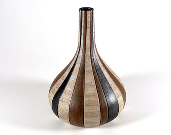 Vintage Sgrafo Modern vase West German studio pottery 1970s, Fat Lava minimalist modernist neutral organic home decor, table vase centrepiec