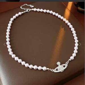 Vivienne westwood pearl necklace - Etsy 日本